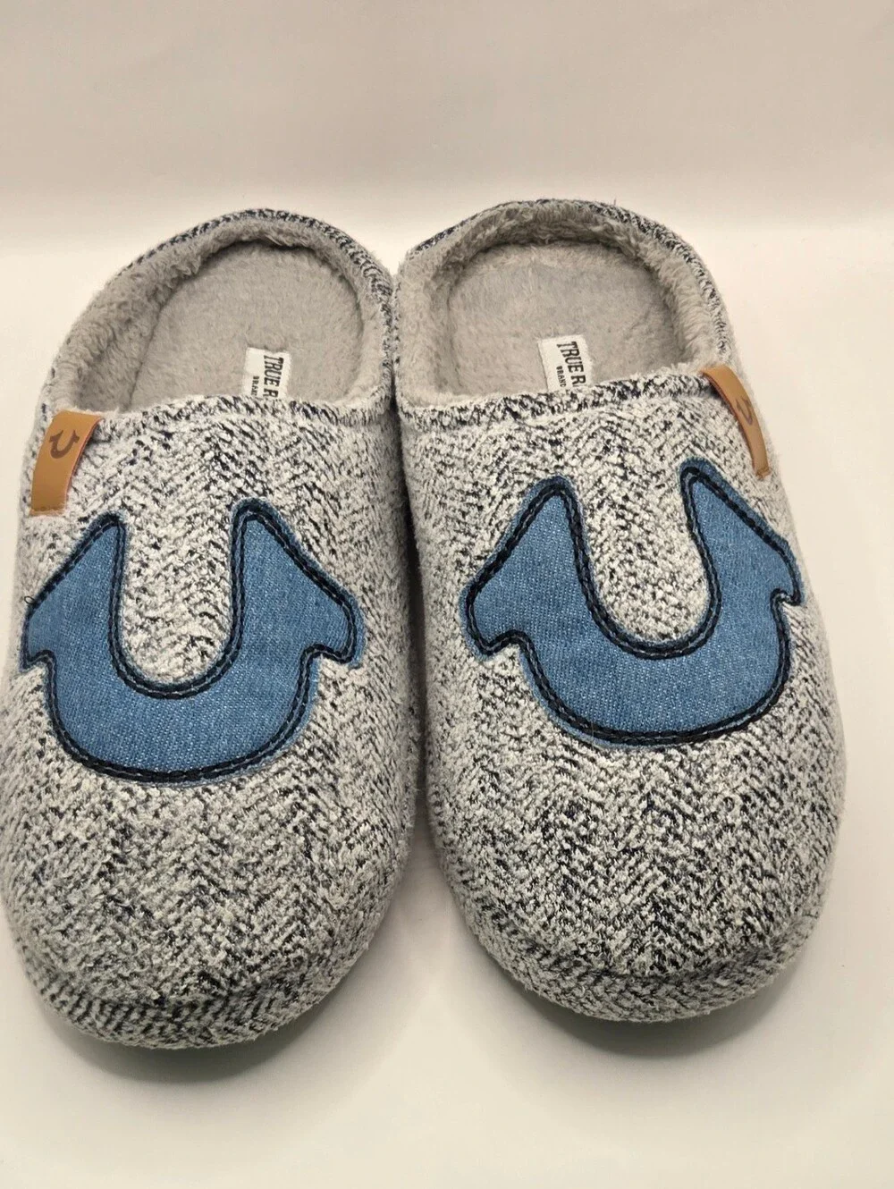 True Religion Gray Tweed Slip-On Loafers with Blue Logo Sz M 9/10